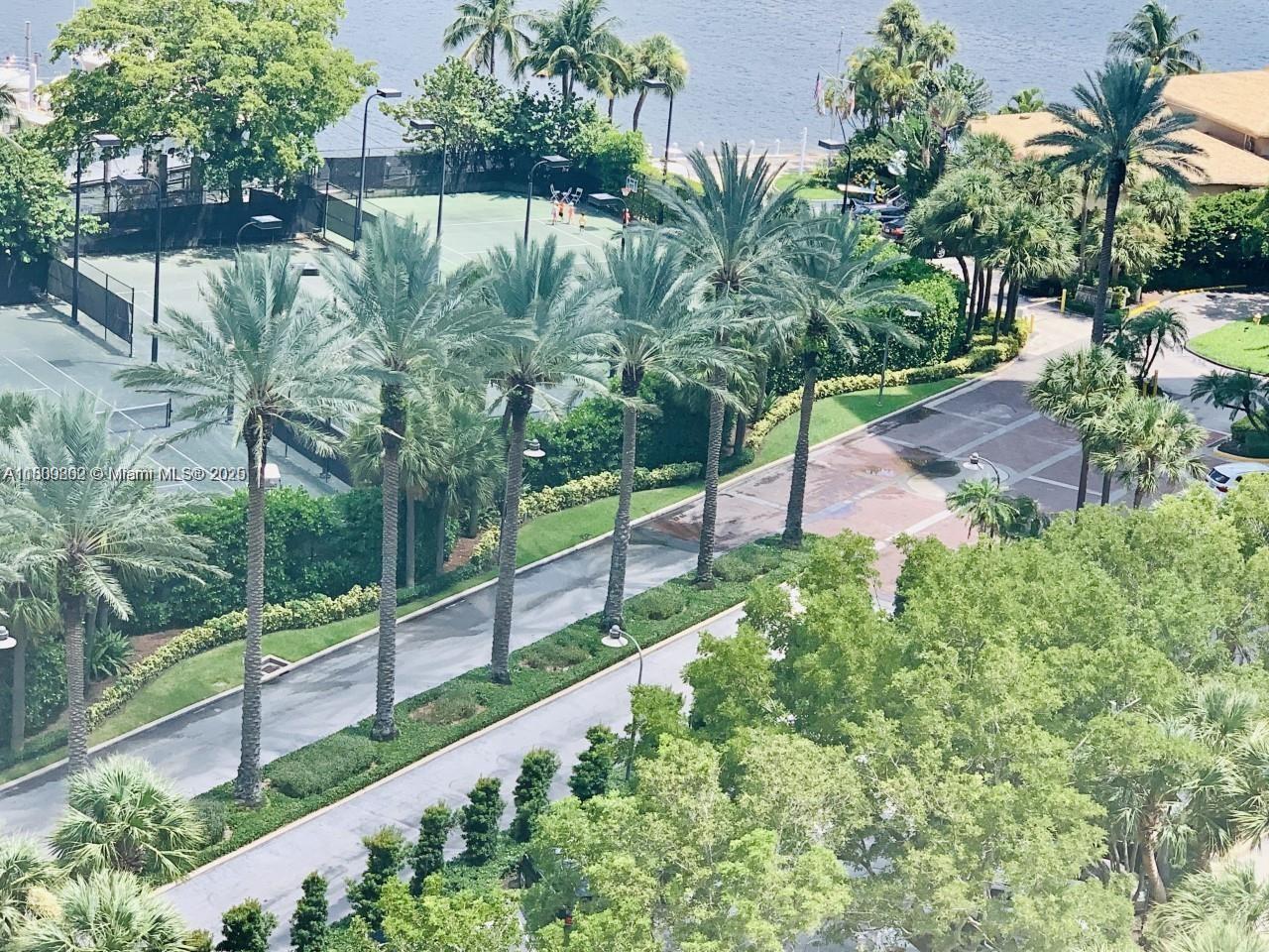 GROVE ISLE CONDO - Residential Lease