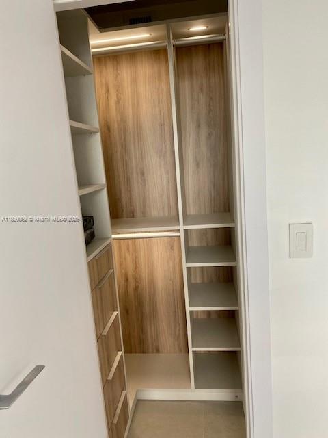 GROVE ISLE CONDO - Residential Lease