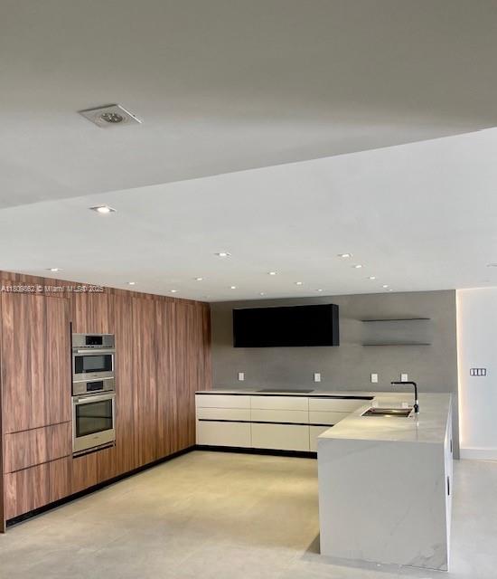 GROVE ISLE CONDO - Residential Lease