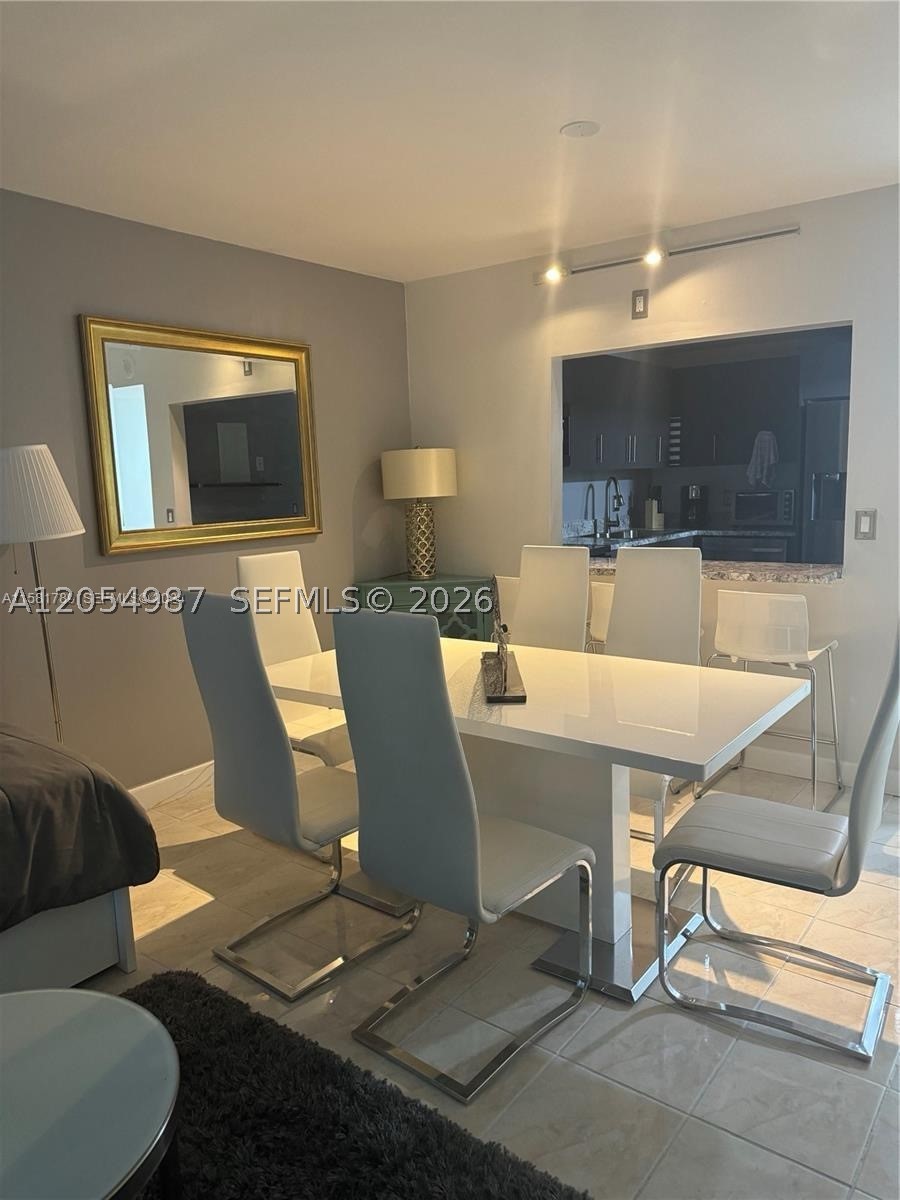 SAILBOAT CAY CONDO - Residential Lease