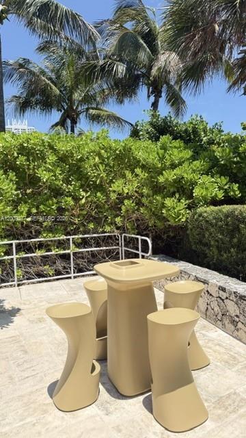 MEI CONDO - Residential