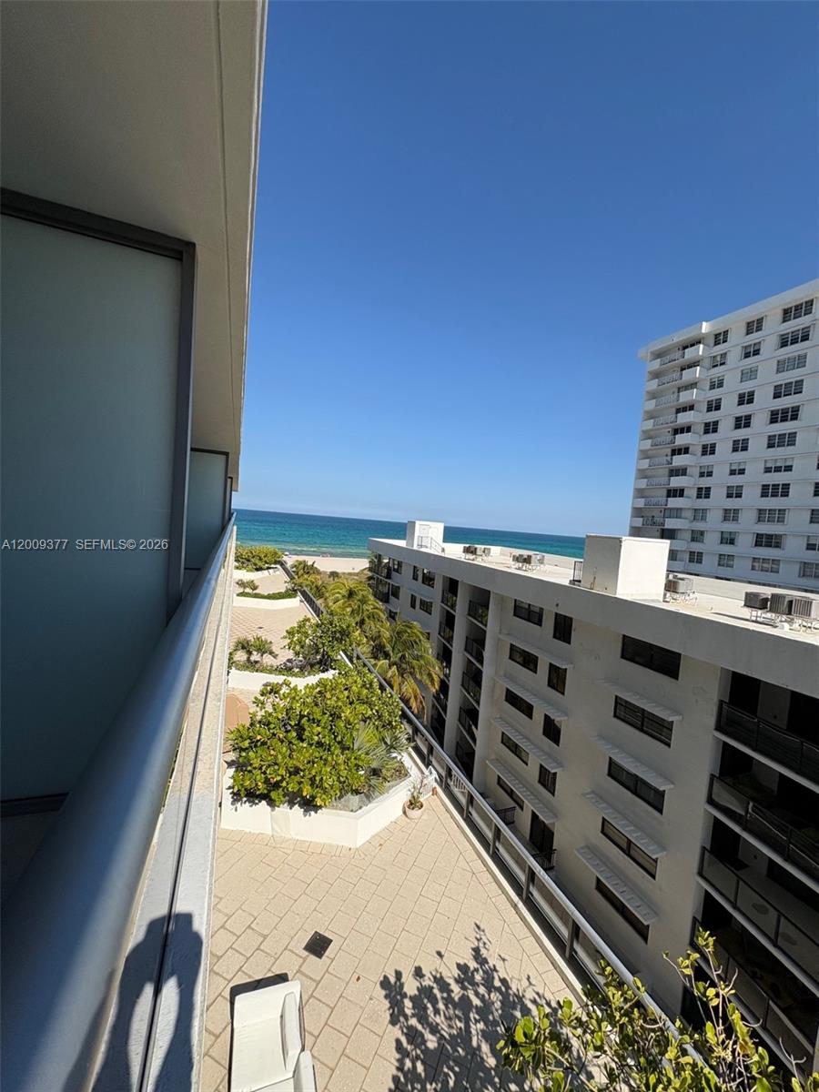 MEI CONDO - Residential