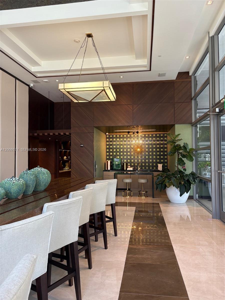 MEI CONDO - Residential