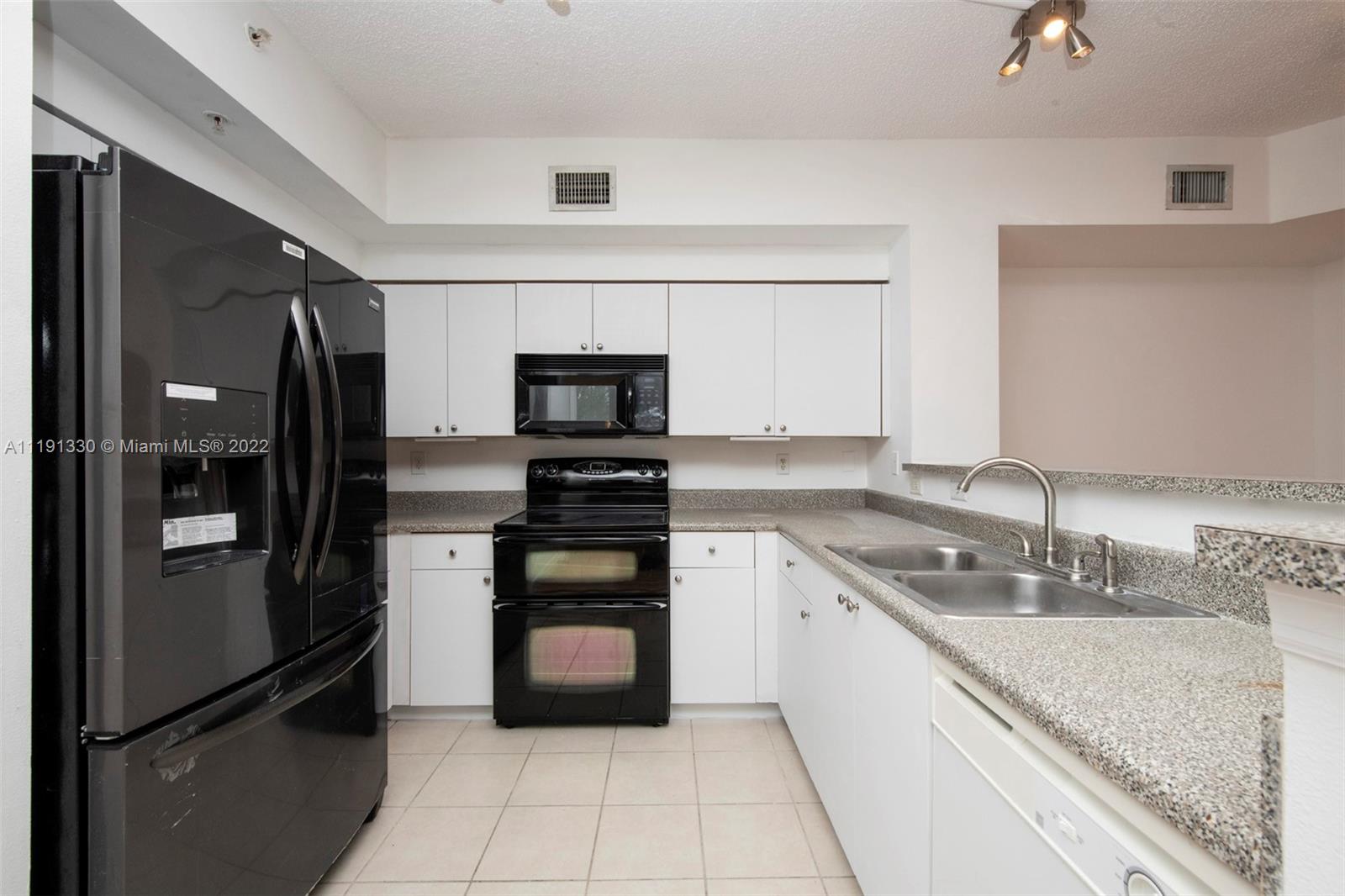 EL-AD RESIDENCES AT MIRAM - Residential Lease