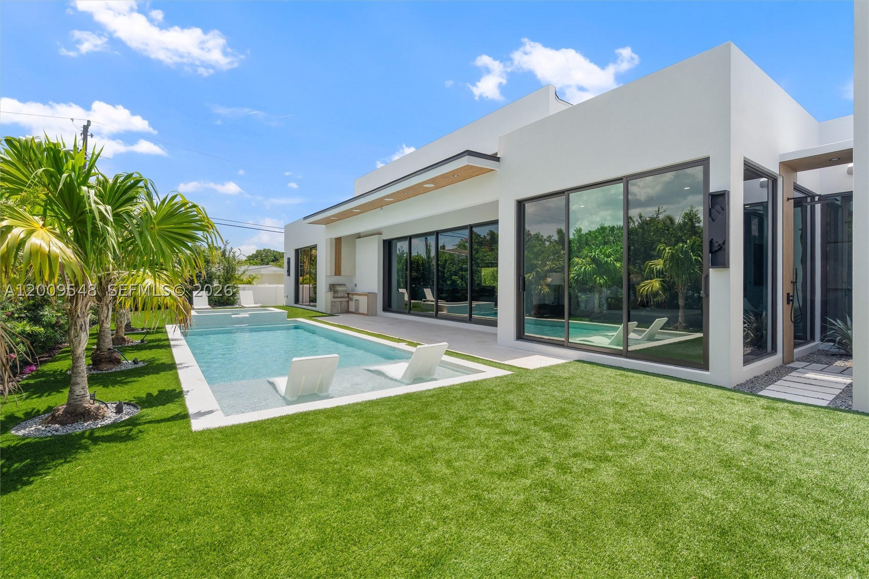 SUNSET MANORS AMEN PLAT - Residential