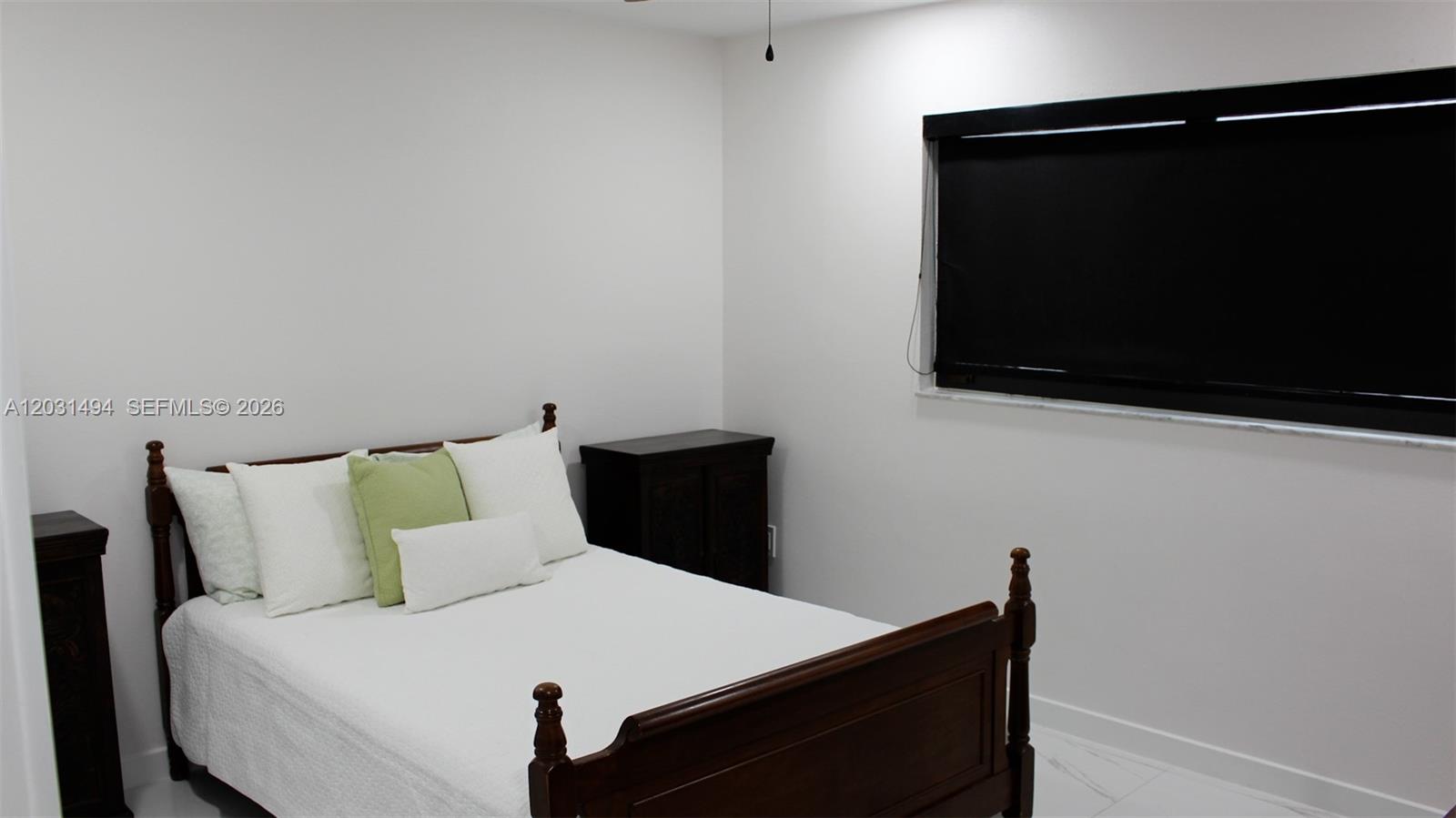 RAMAS OF KENDALL - Residential
