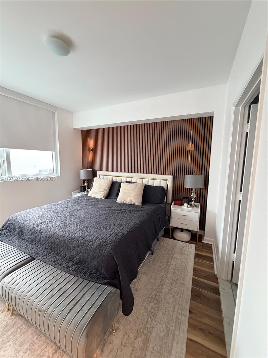 VIZCAYNE SOUTH CONDO - Residential