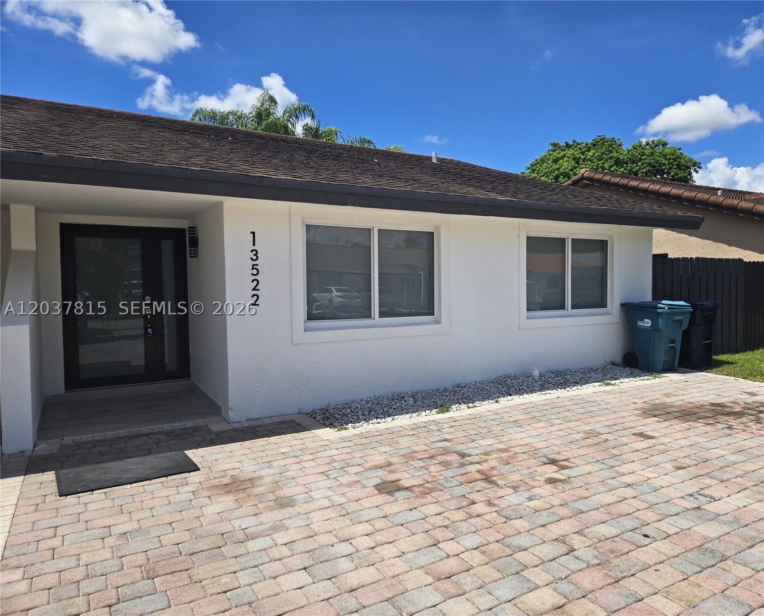 KENDALL LAKES EAST SECTIO - Residential Lease