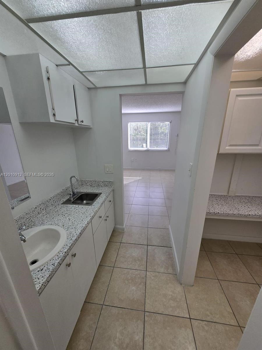 CORAL GATE WEST CONDO - Residential
