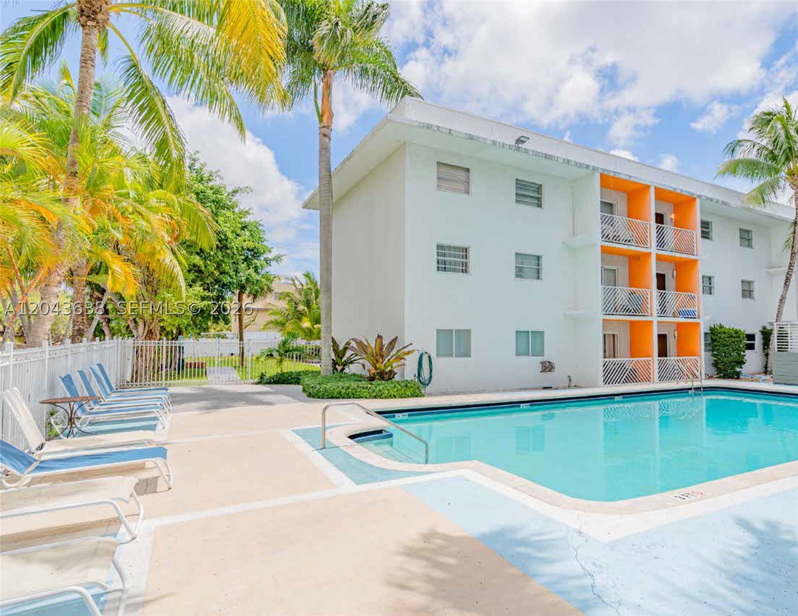 LE JEUNE GDN EST SEC 3 - Residential Lease