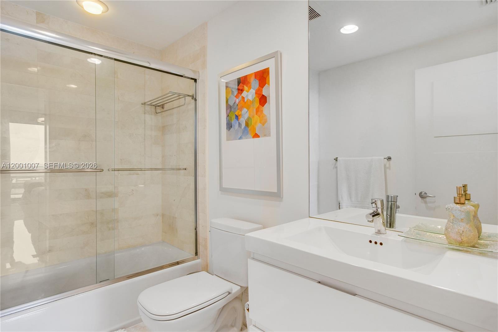 MARINA PALMS RESIDENCES S - Residential