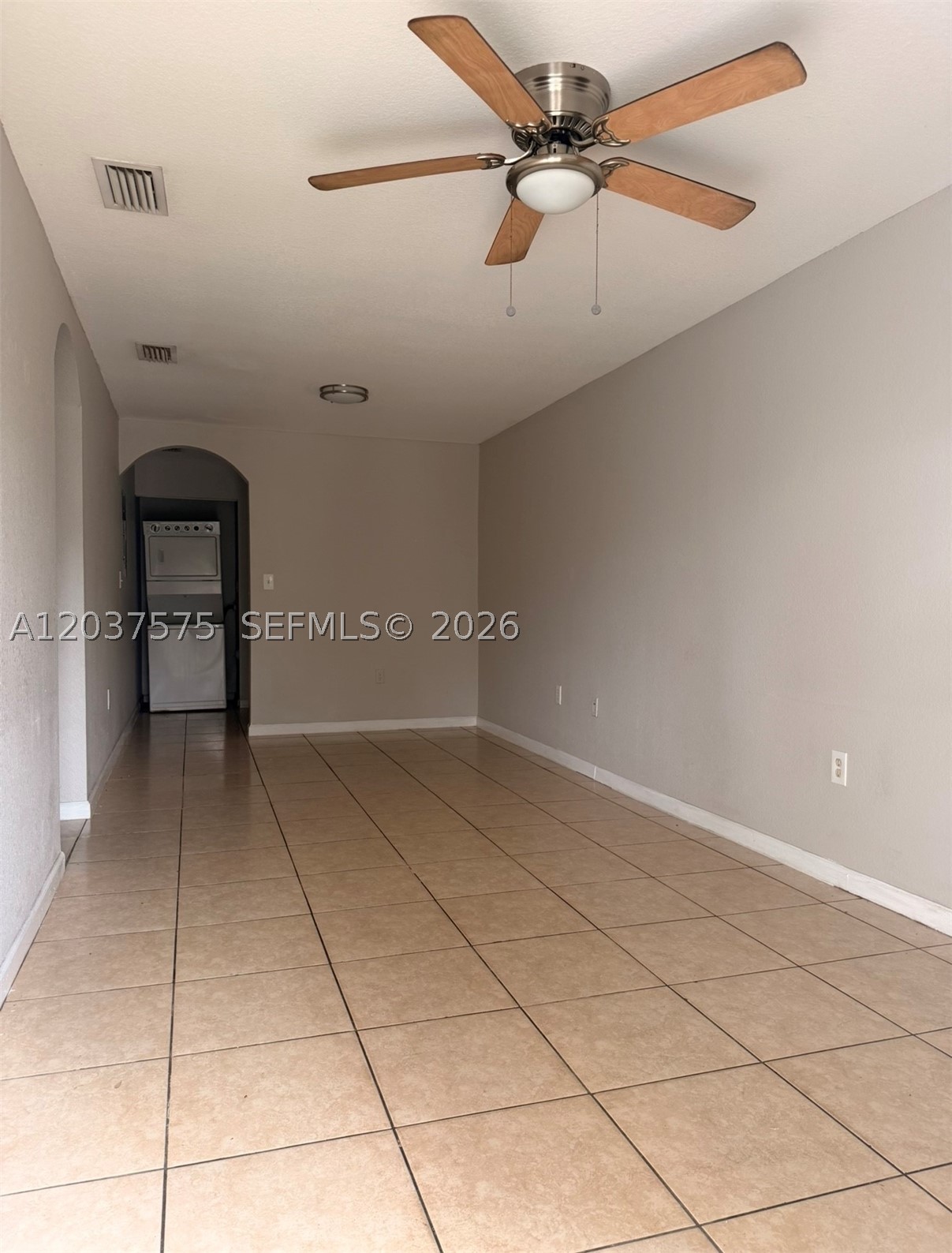 UNIVERSAL 591 CONDO - Residential Lease