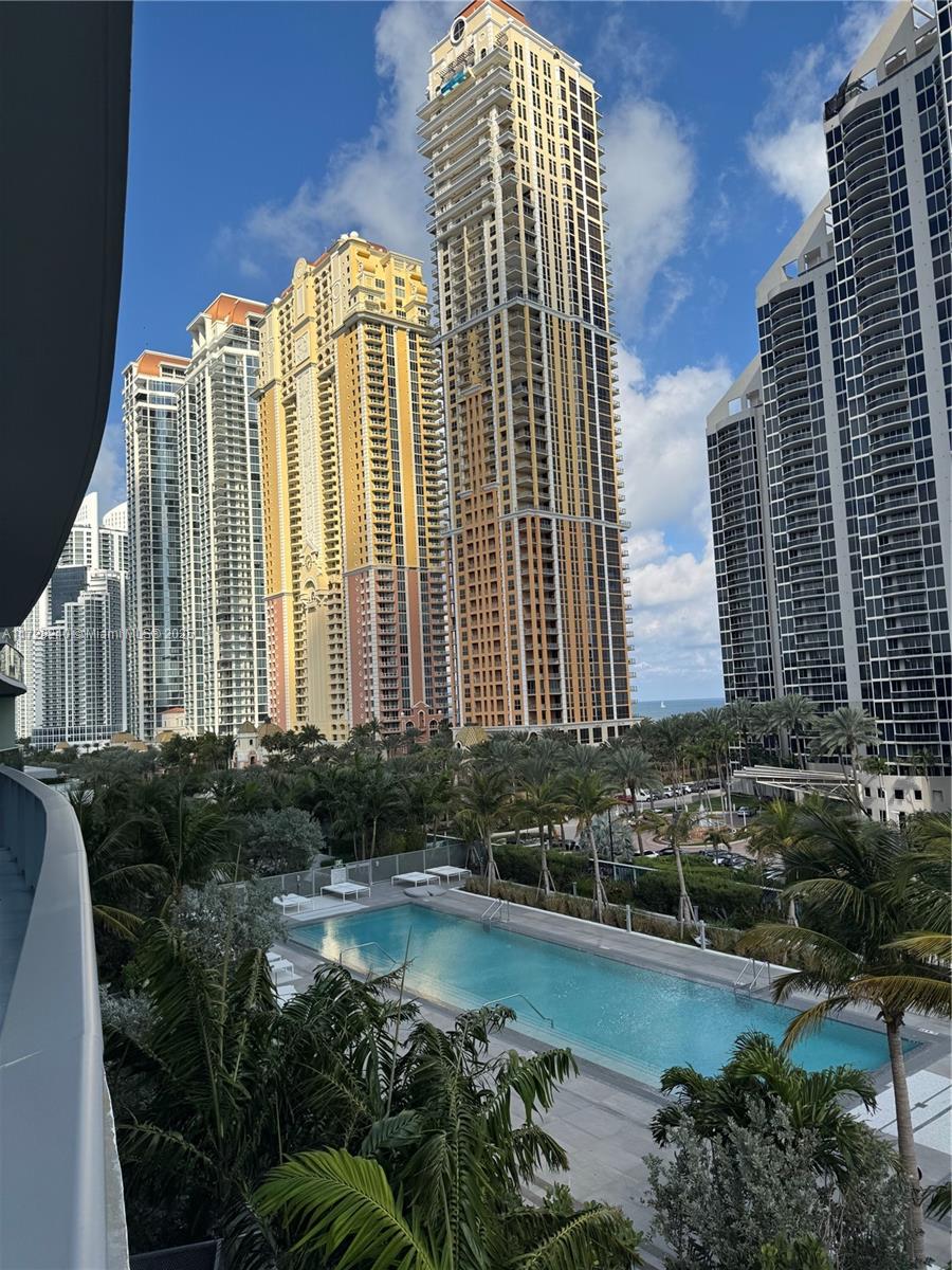 AURORA CONDO - Residential Lease