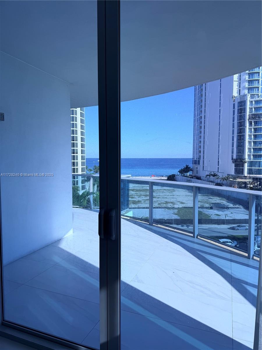 AURORA CONDO - Residential Lease