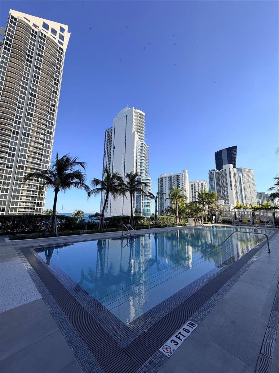 AURORA CONDO - Residential Lease