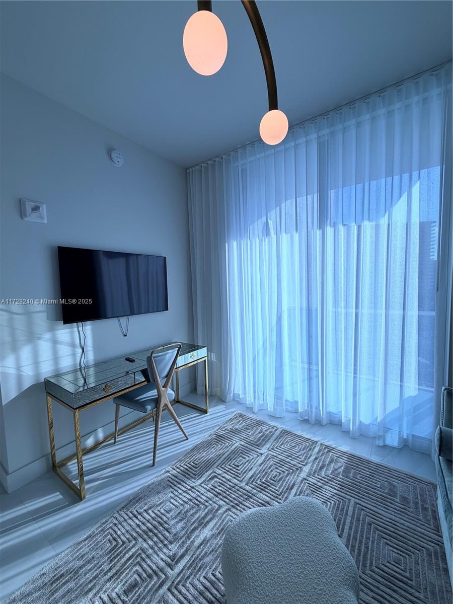 AURORA CONDO - Residential Lease