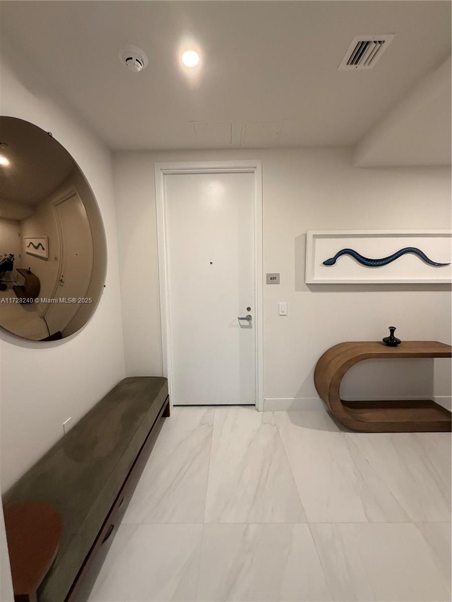 AURORA CONDO - Residential Lease
