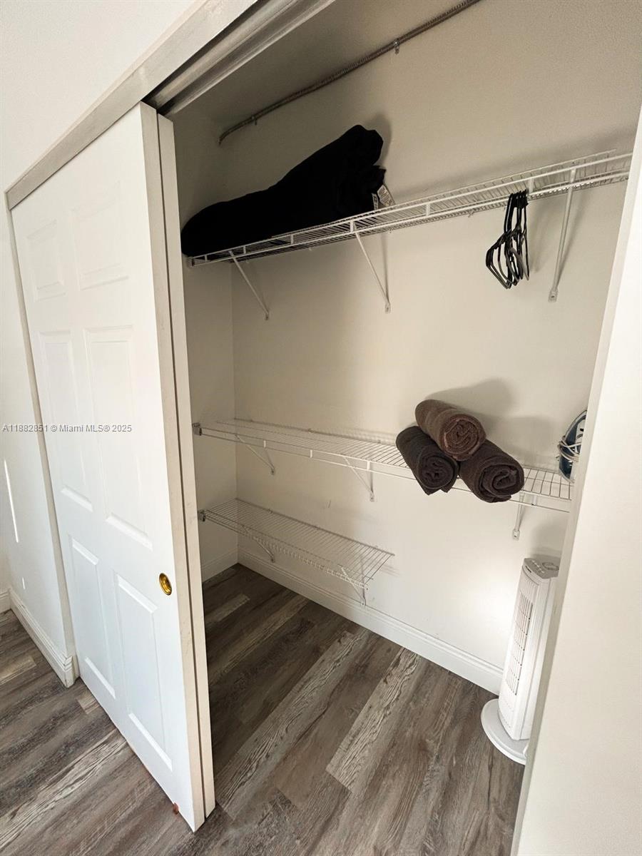 CORAL GABLES FLAGLER STRE - Residential Income