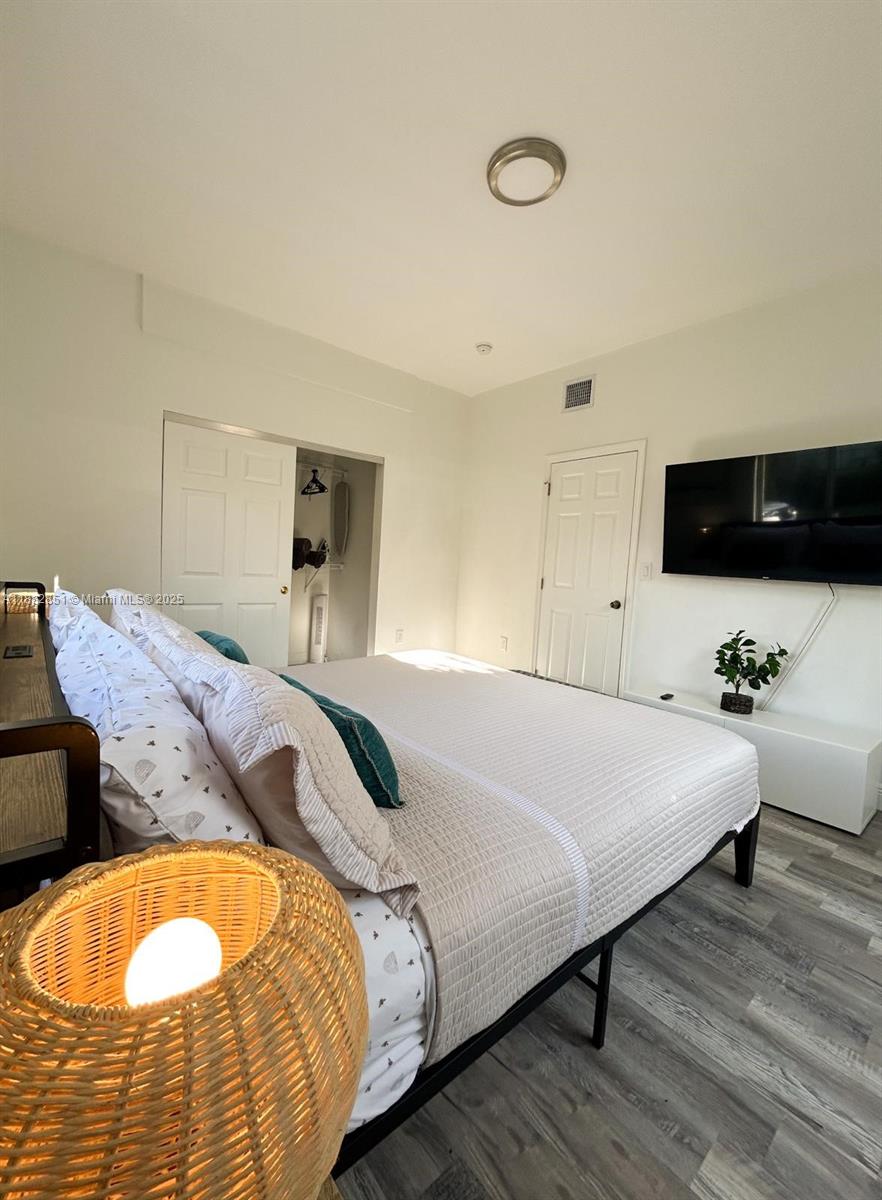 CORAL GABLES FLAGLER STRE - Residential Income