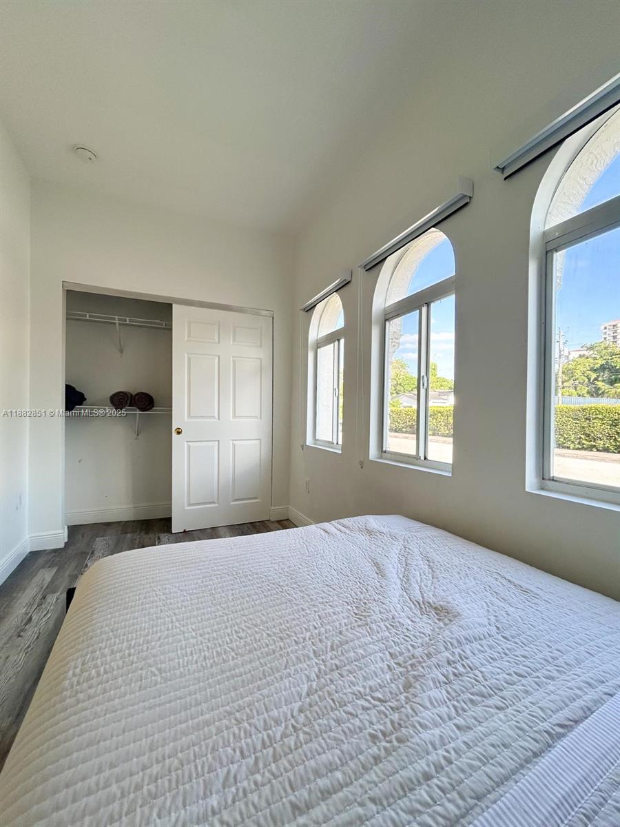 CORAL GABLES FLAGLER STRE - Residential Income