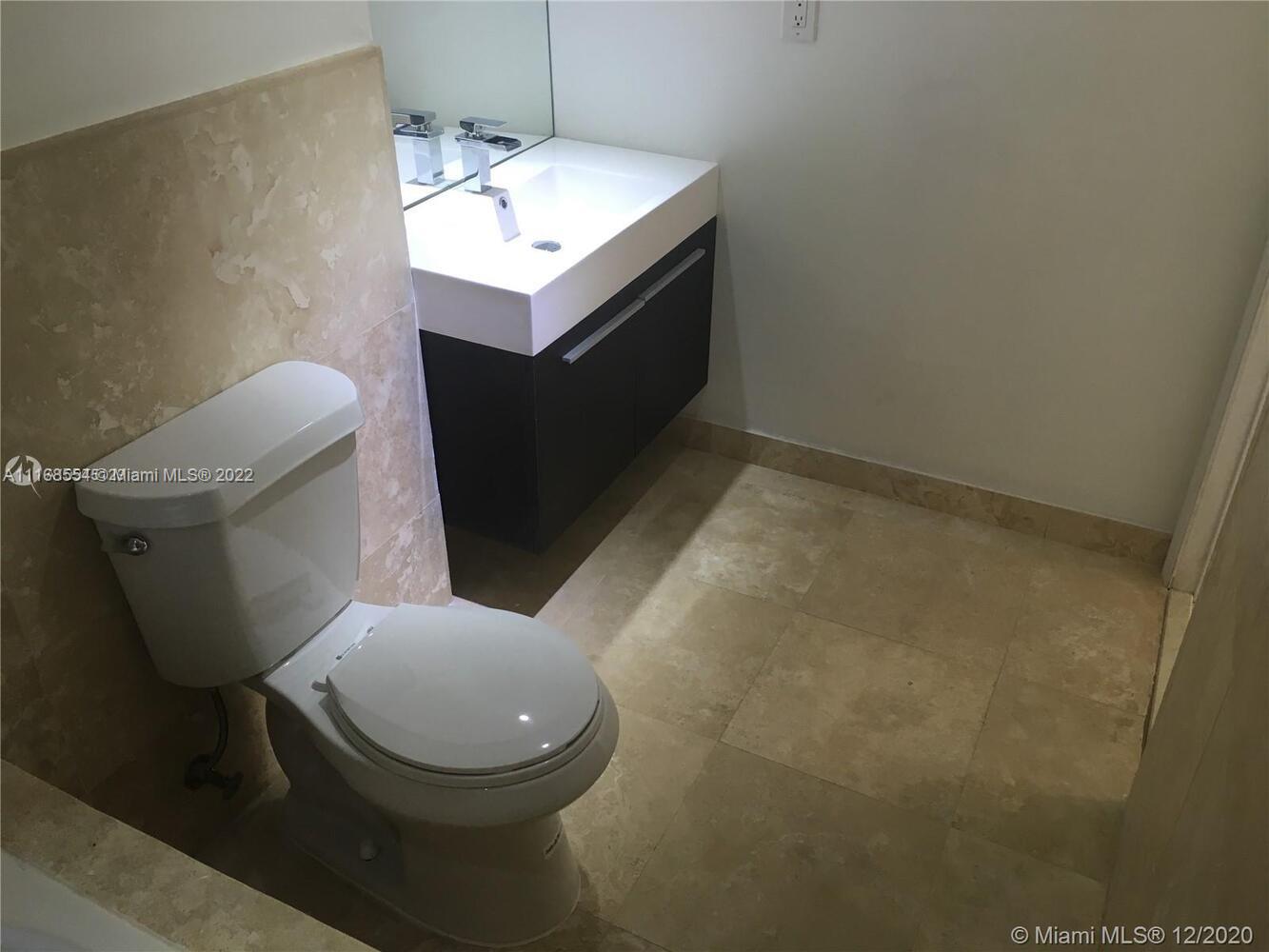 DADELAND PLACE CONDO - Residential Lease