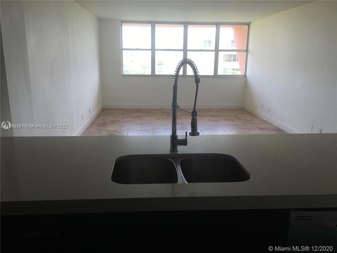 DADELAND PLACE CONDO - Residential Lease