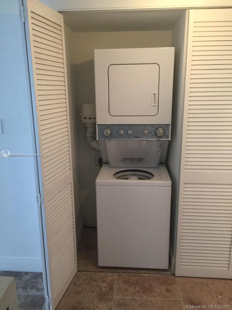 DADELAND PLACE CONDO - Residential Lease