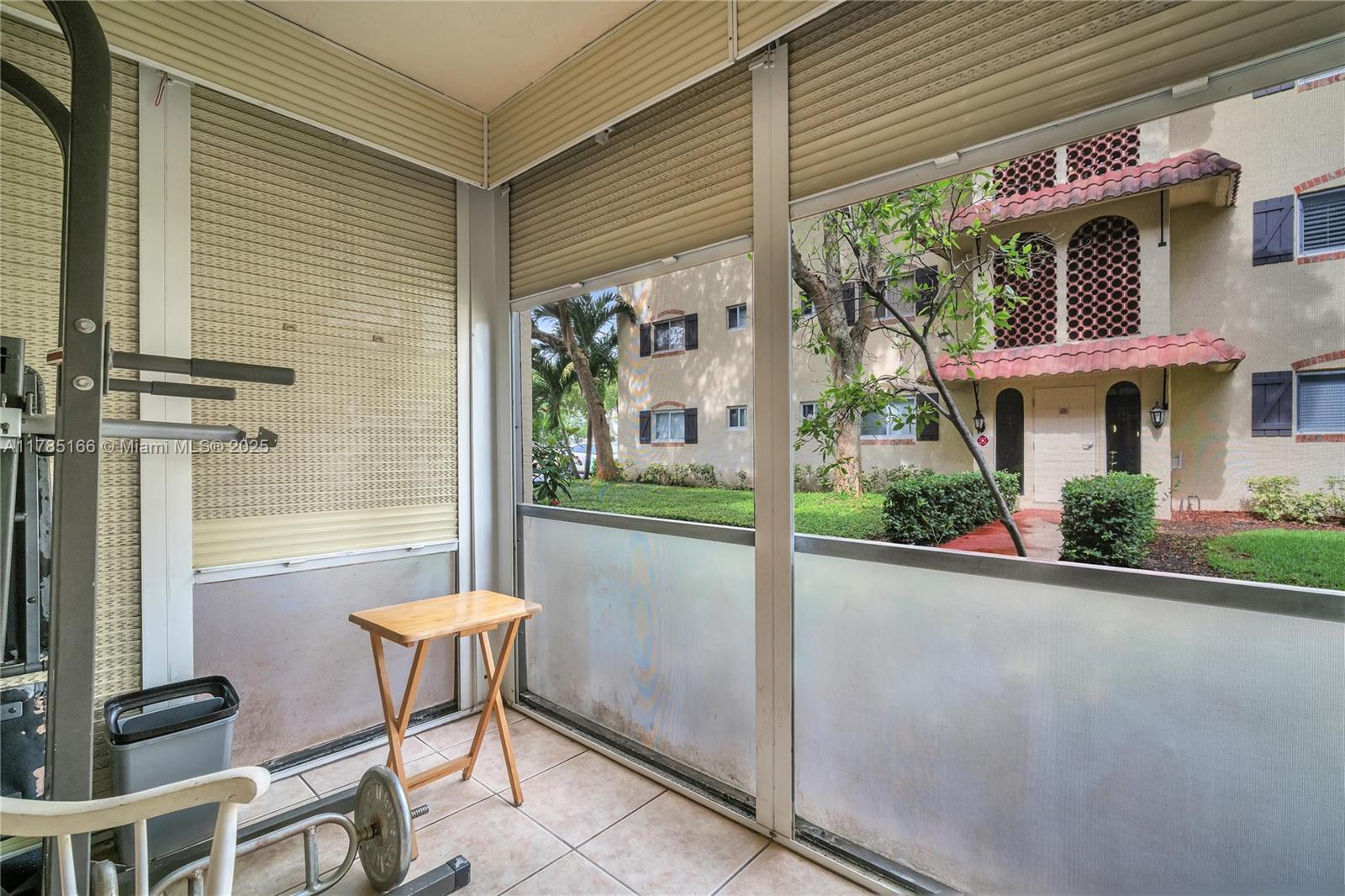 BARCELONA CONDO NORTH BLD - Residential