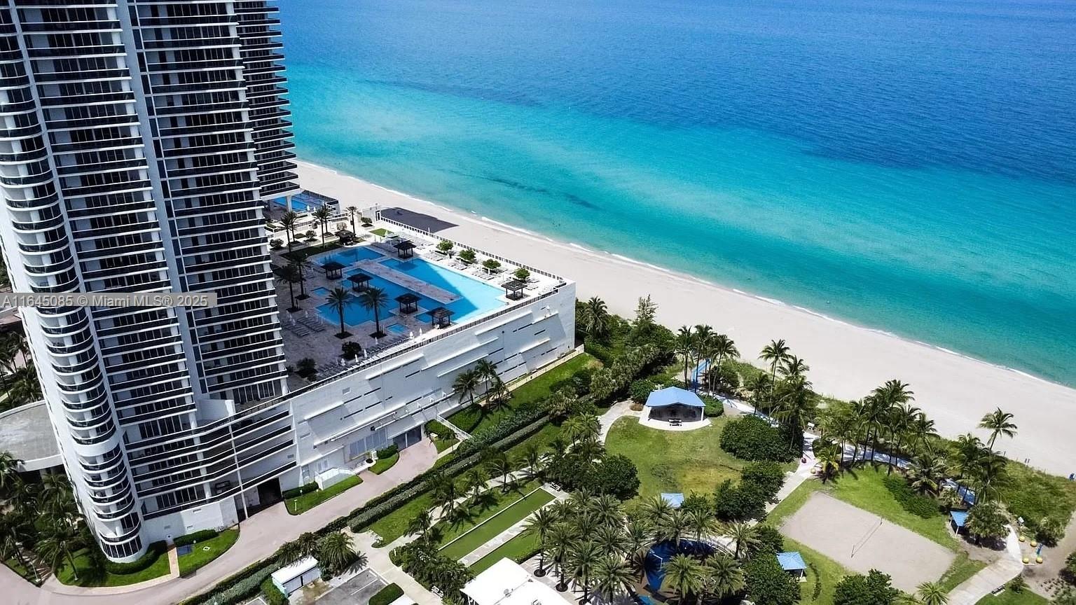 BEACH CLUB CONDO - Residential