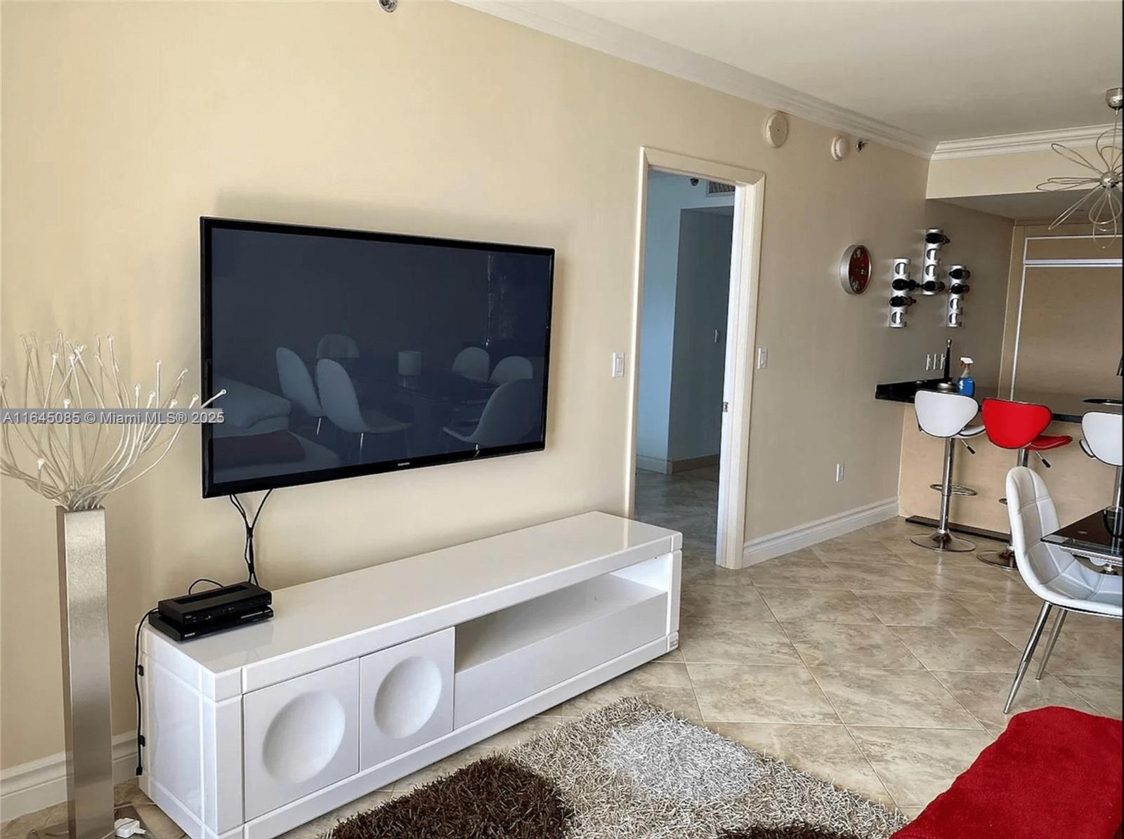 BEACH CLUB CONDO - Residential