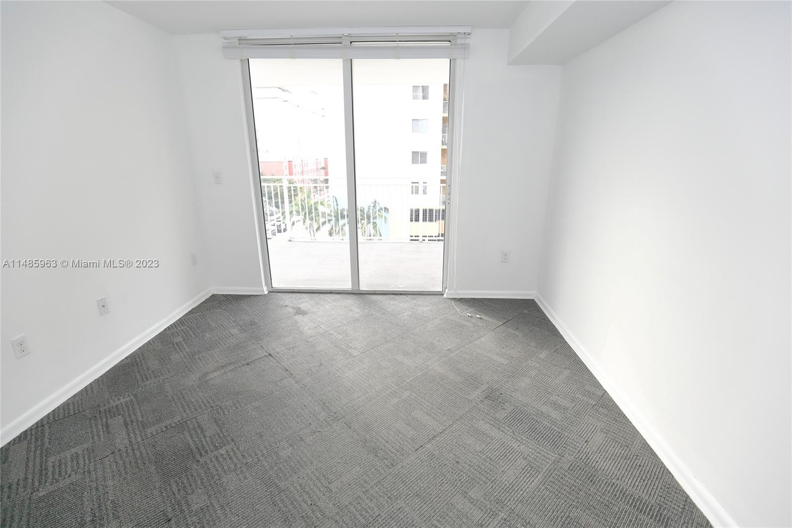 SAN LORENZO CONDO - Residential Lease