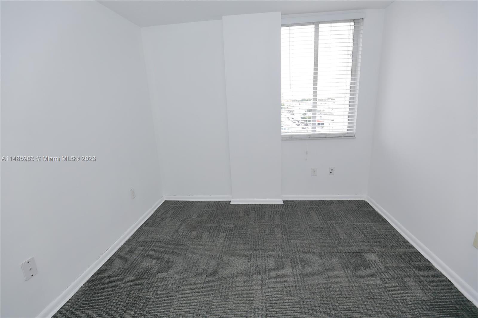 SAN LORENZO CONDO - Residential Lease