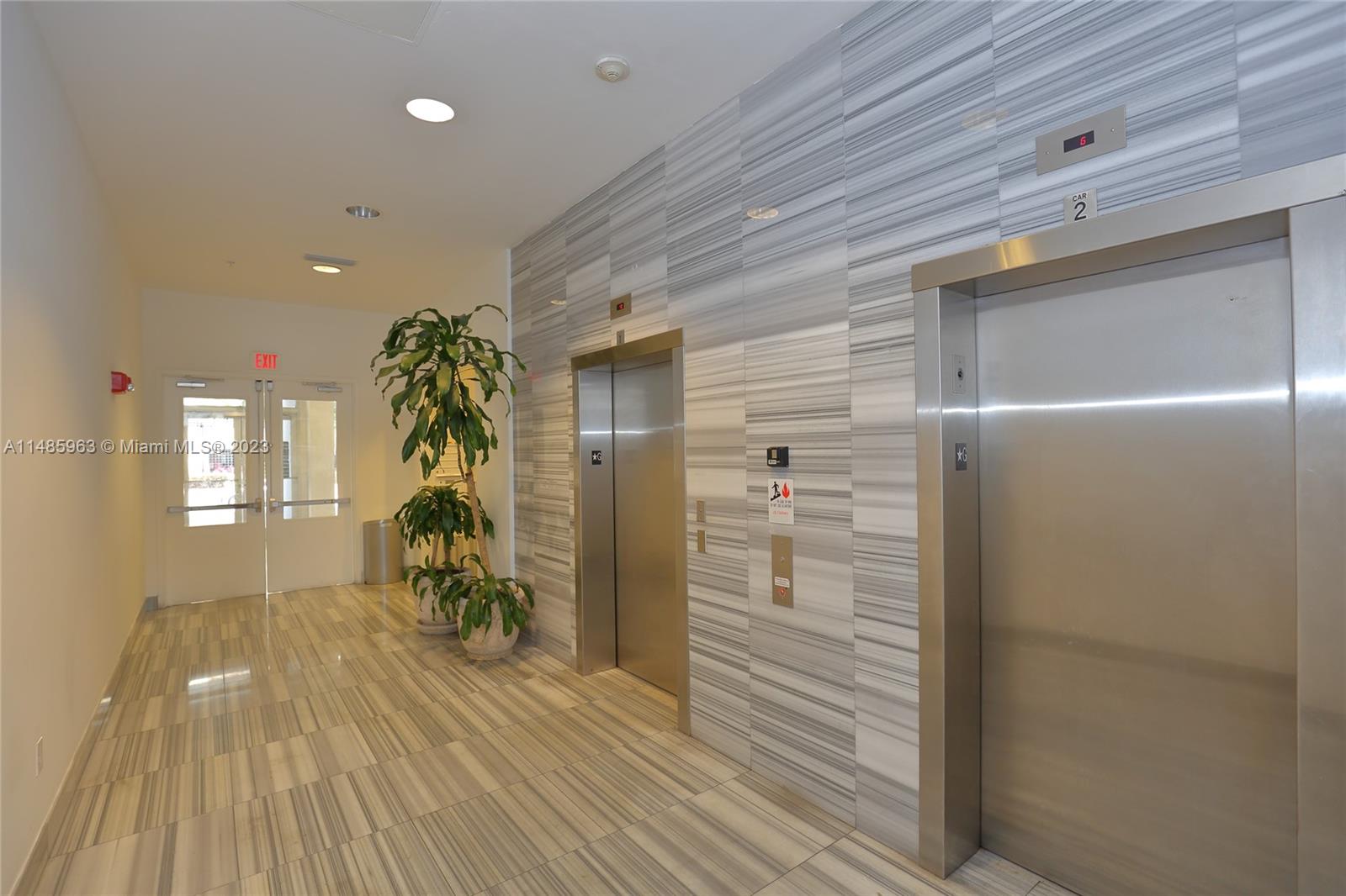 SAN LORENZO CONDO - Residential Lease