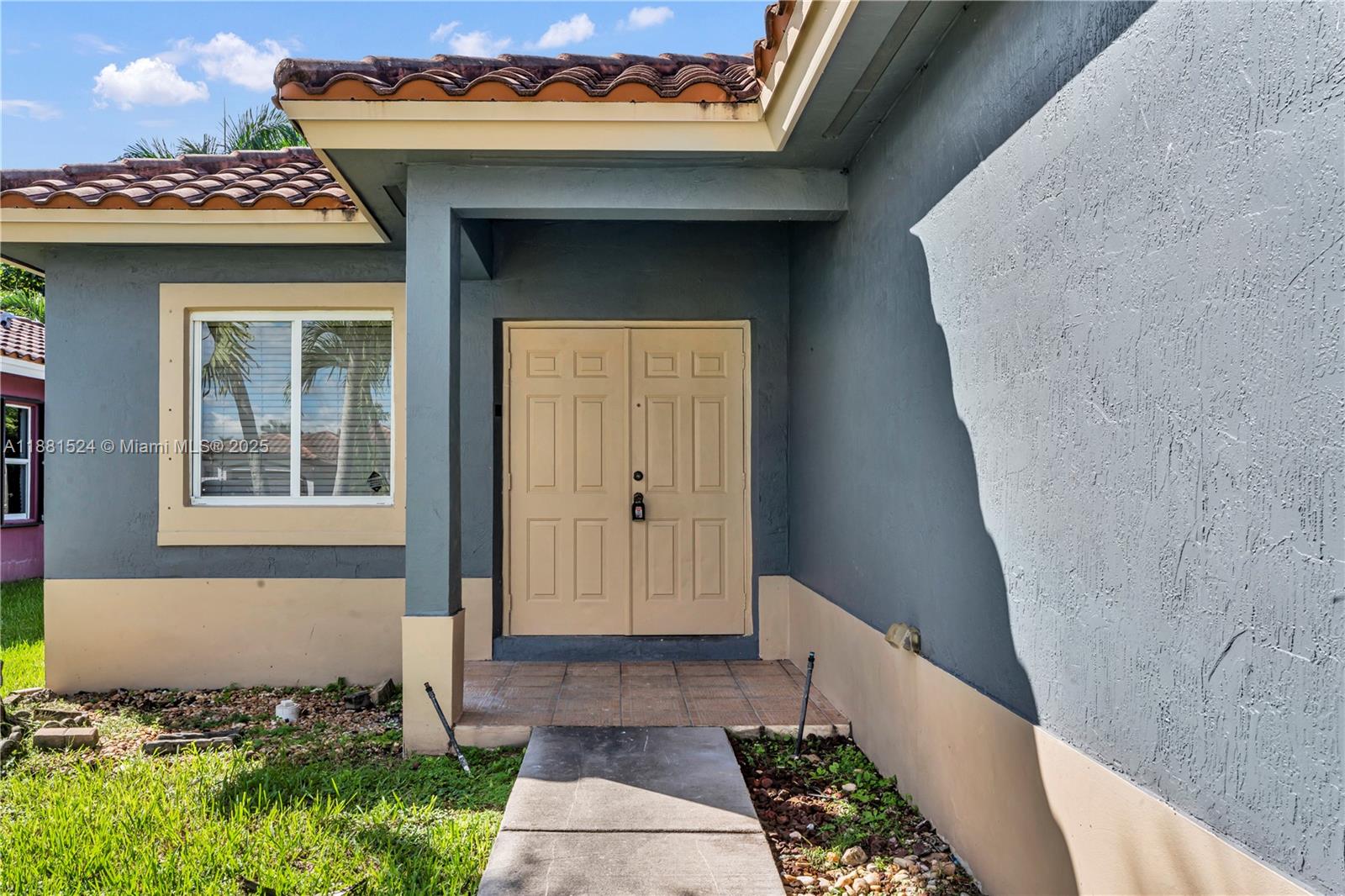 BOUGAINVILLAE PARK - Residential Lease