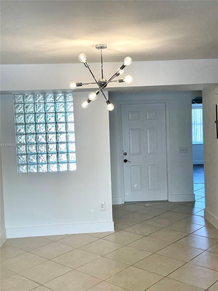 LA VIA CONDO - Residential