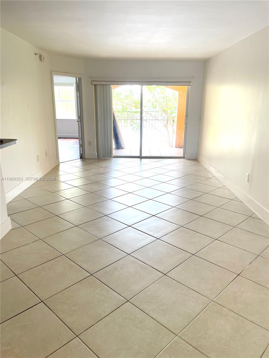 LA VIA CONDO - Residential