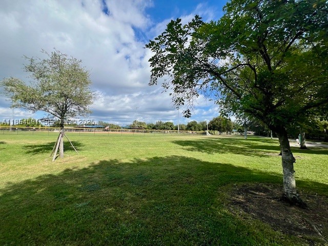 HERMAN HILLS - Residential