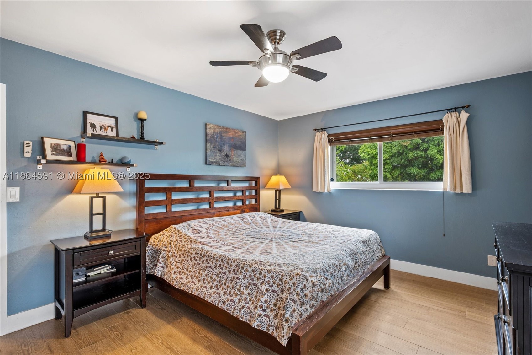 HERMAN HILLS - Residential