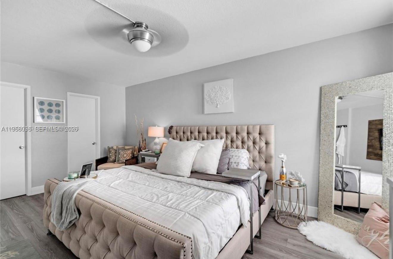 PINEBARK CONDO NO 1 - Residential
