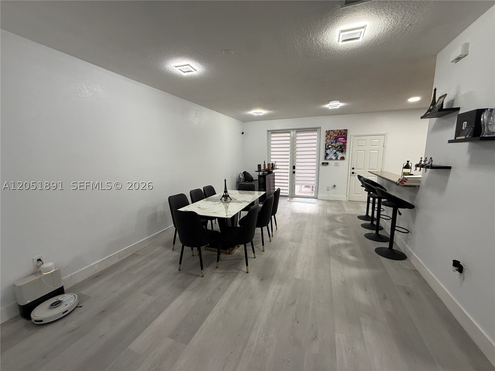 KENDALL COMMONS TOWNHOMES - Residential Lease