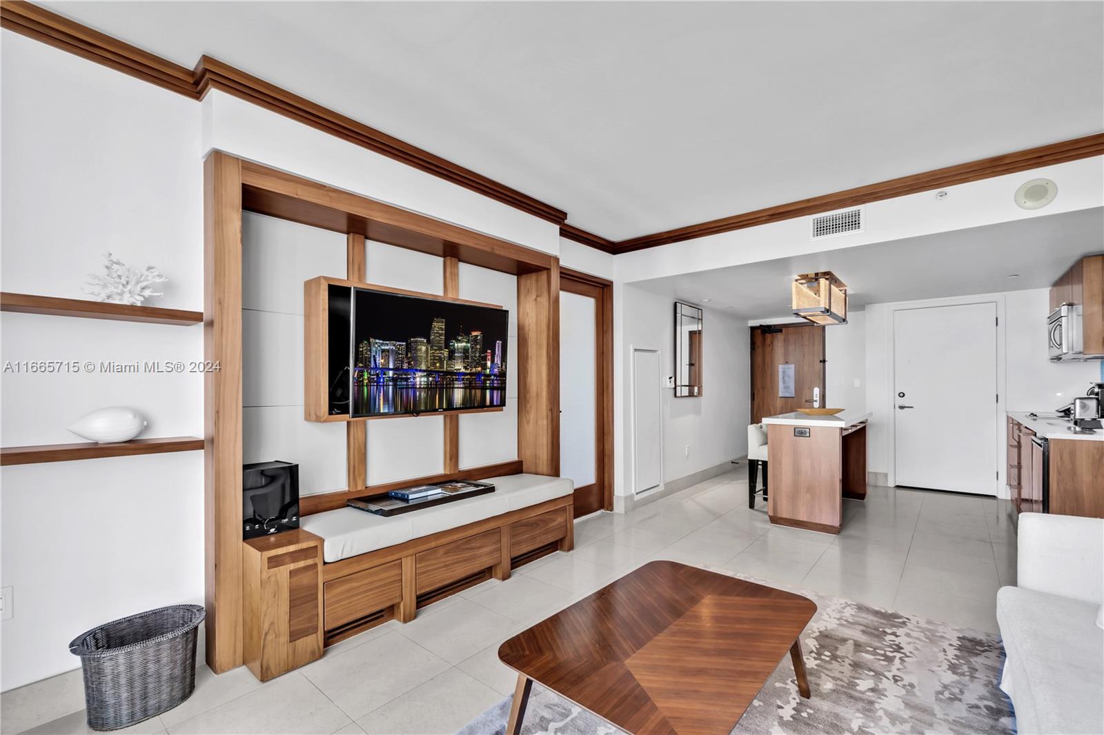 CENTRAL CARILLON BEACH CO - Residential