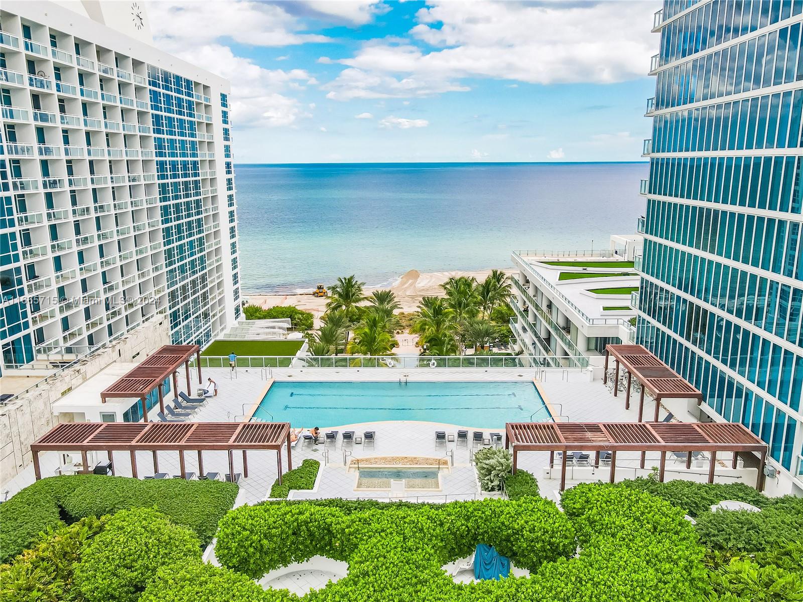 CENTRAL CARILLON BEACH CO - Residential