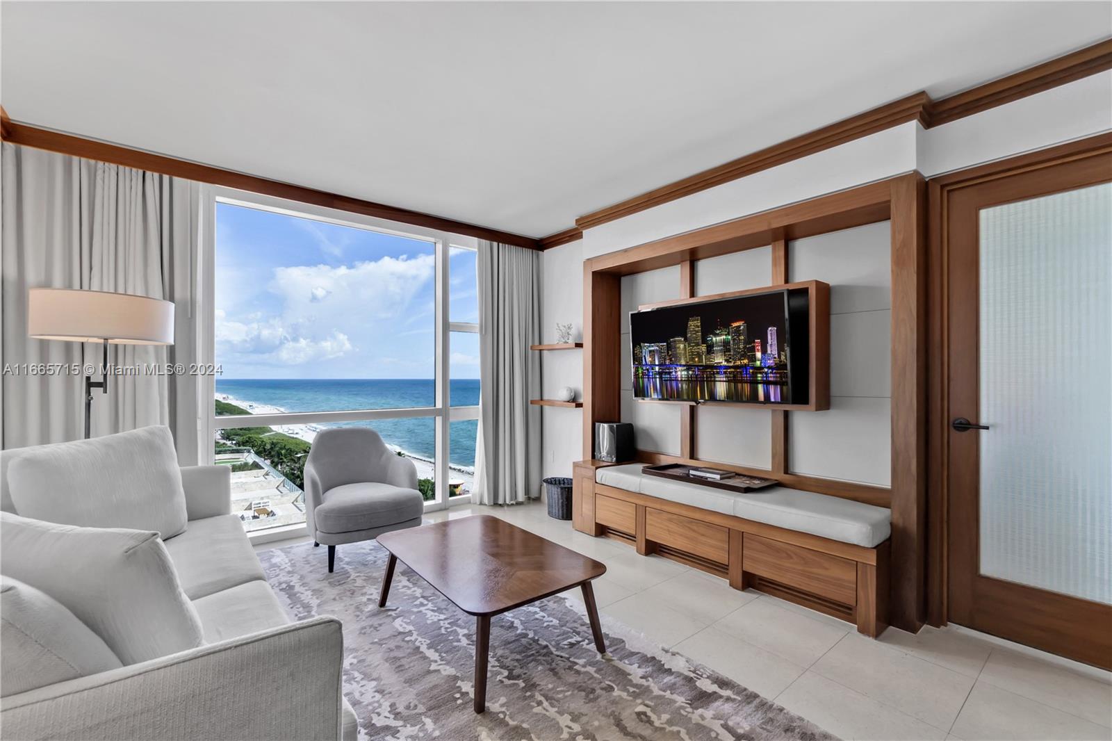CENTRAL CARILLON BEACH CO - Residential
