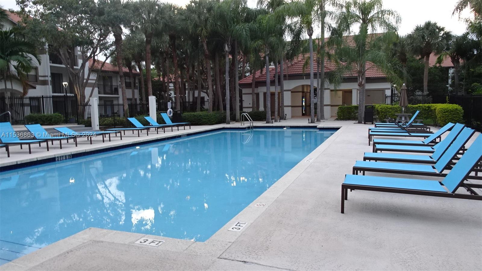 Hollywood Parc Condo - Residential