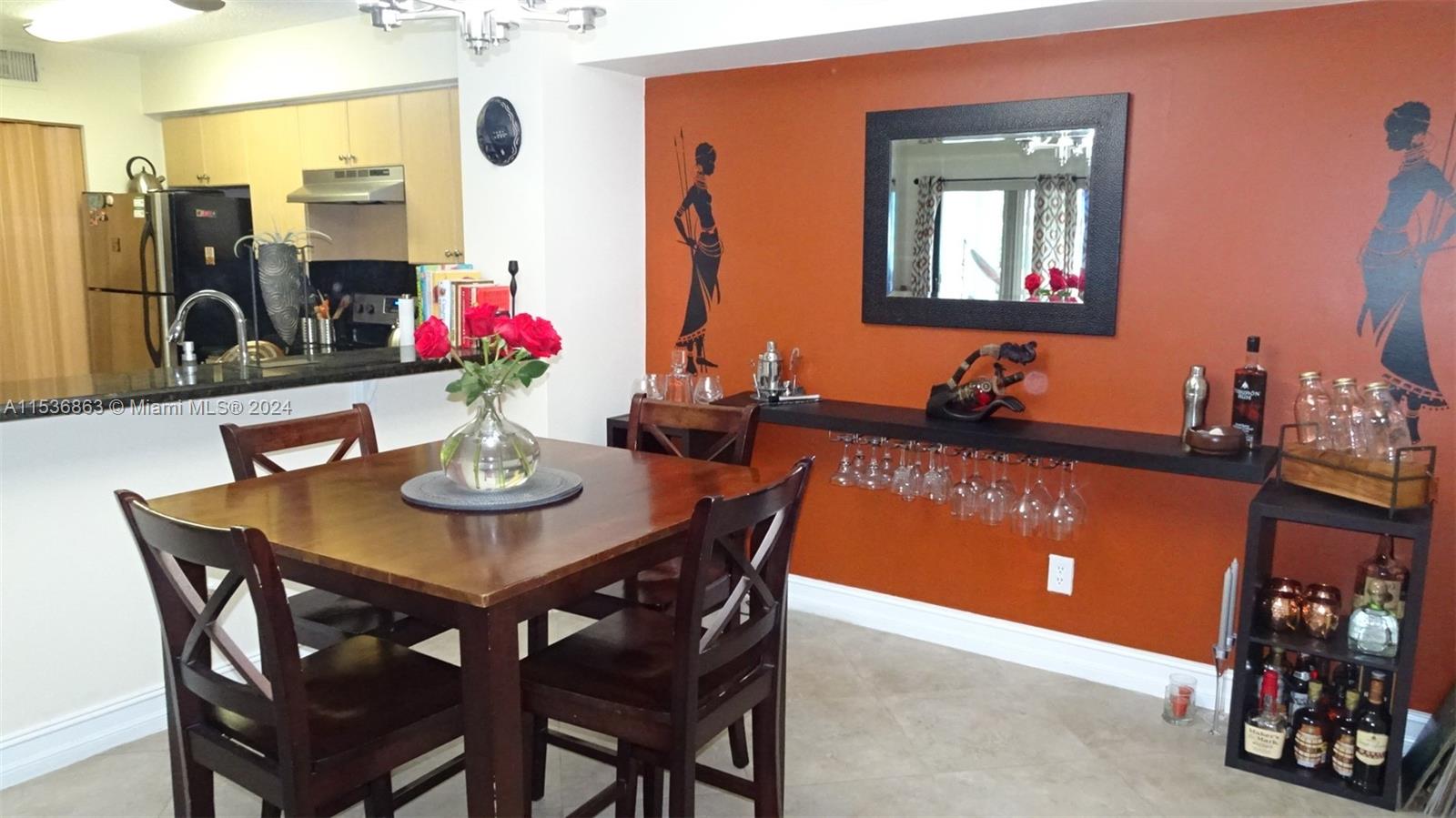 Hollywood Parc Condo - Residential