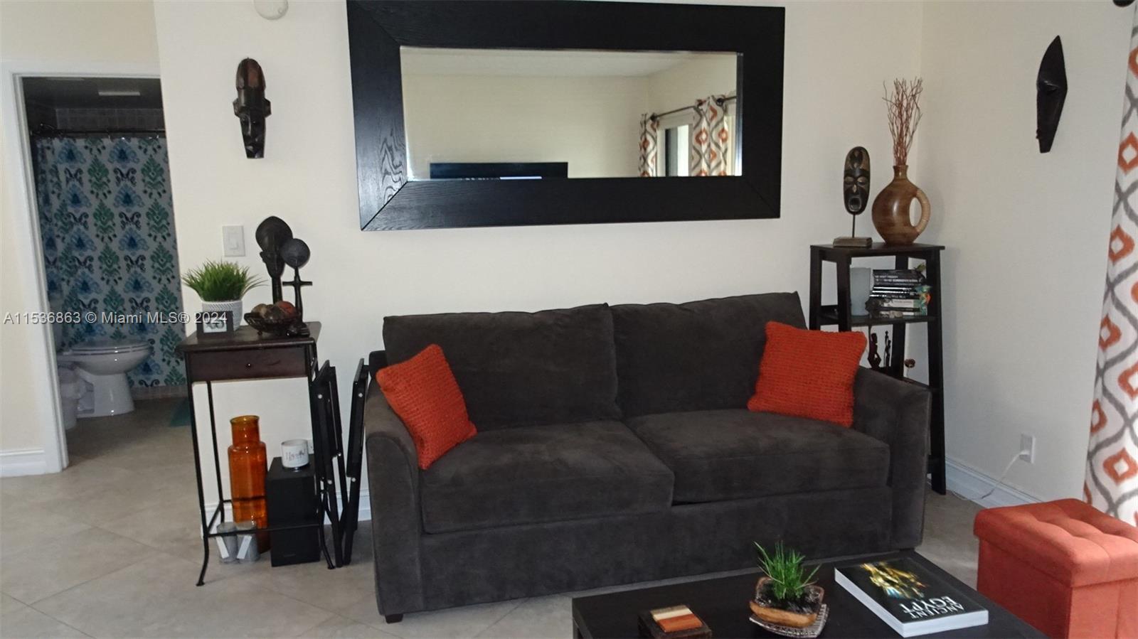 Hollywood Parc Condo - Residential