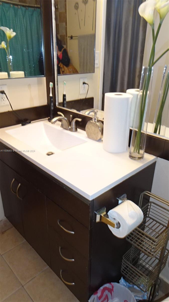 Hollywood Parc Condo - Residential