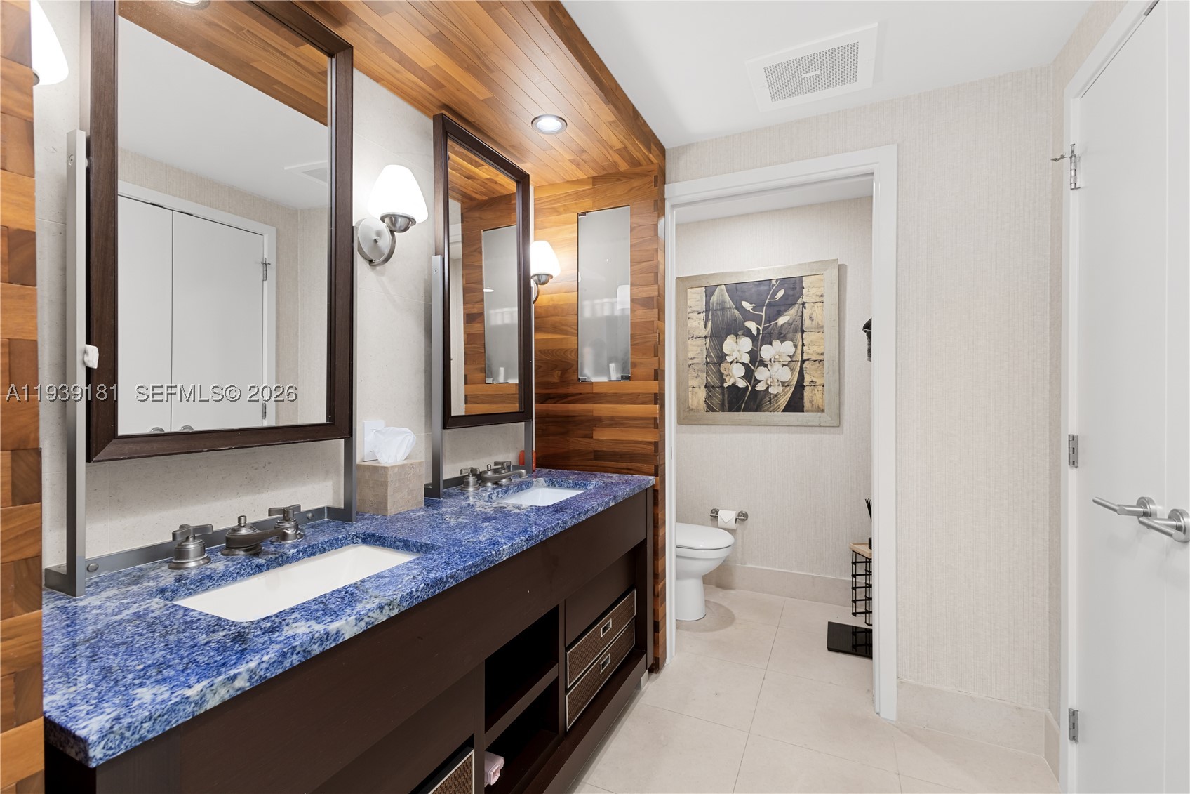 NORTH CARILLON BEACH COND - Residential