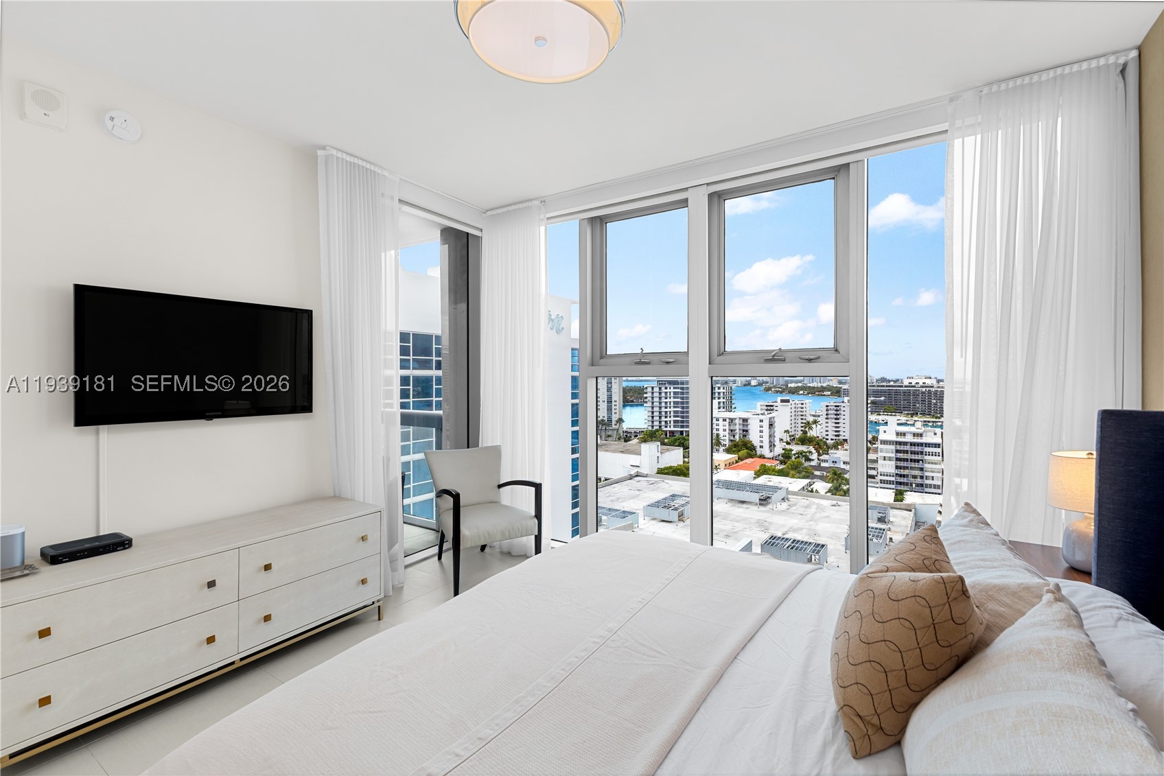 NORTH CARILLON BEACH COND - Residential