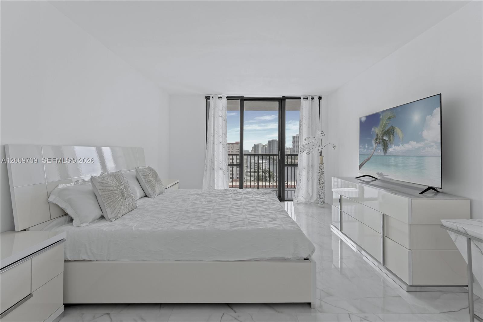 AVANT GARDE CONDO - Residential